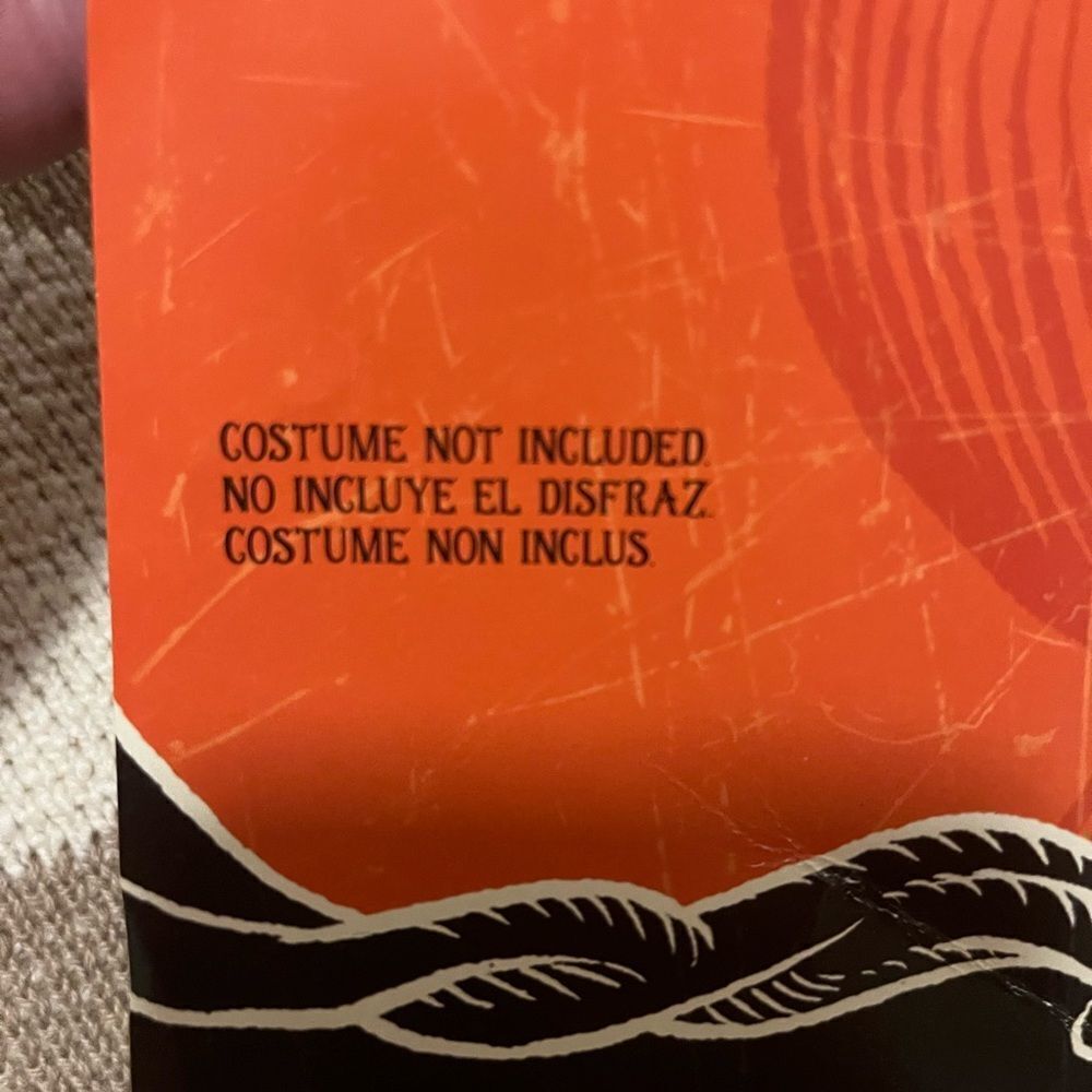 NEW Hocus Pocus Cape - Picture 7 of 7